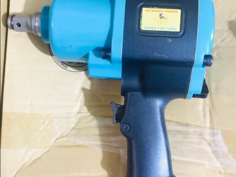 Súng xiết bu lông khí nén