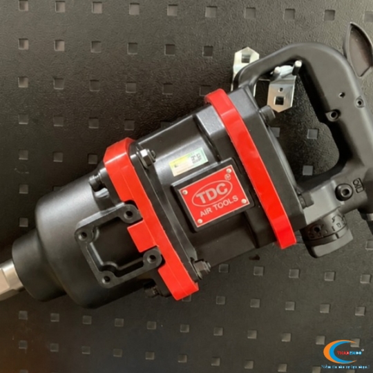 MÁY MỞ BU LÔNG KHUÔN CỌC BÊ TÔNG TDC-100HP THADENCO